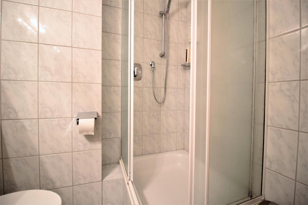 Lindberg Ruhiges Doppelzimmer Im Hotel Ahornhof מראה חיצוני תמונה