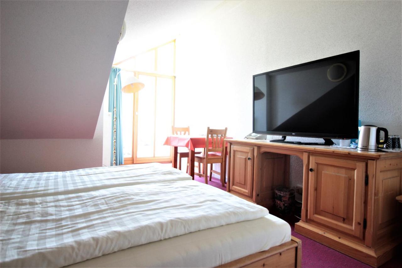Lindberg Ruhiges Doppelzimmer Im Hotel Ahornhof מראה חיצוני תמונה