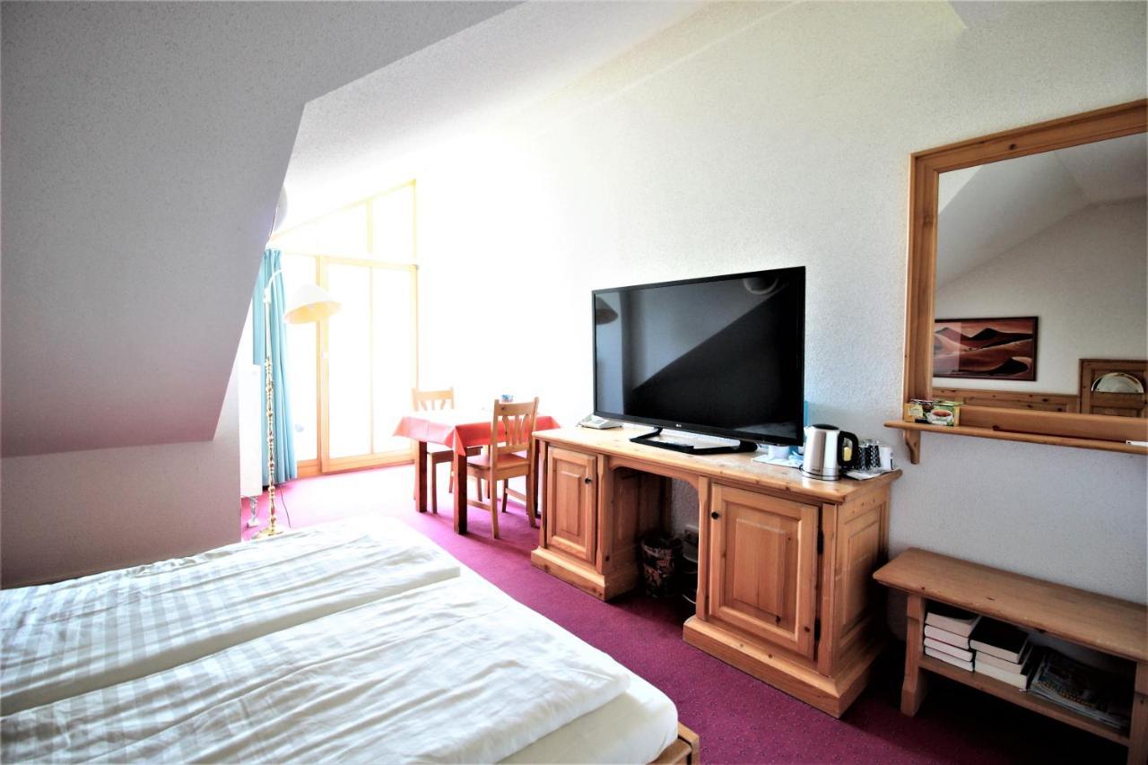 Lindberg Ruhiges Doppelzimmer Im Hotel Ahornhof מראה חיצוני תמונה